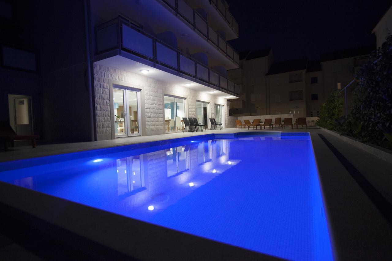 Villa Amorena - Adults Only Bol Exterior photo